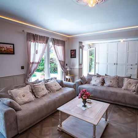 80m2 Au Calme Proche Dans Espace Sécurisé Hébergement de vacances Deauville